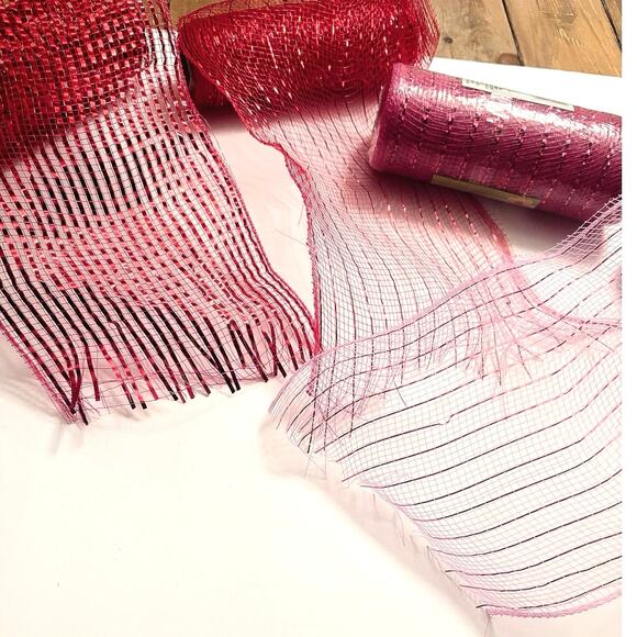 Decorative Mesh Crafting Wreath making Floral Ribbon Red Pink 6 inch wide - Picture 4 of 9
